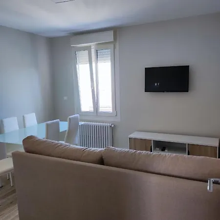 Apartment Empresas *